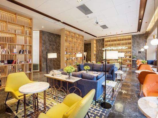 Shenzhen Bantian Huaweizhongcheng Atour Hotel エクステリア 写真